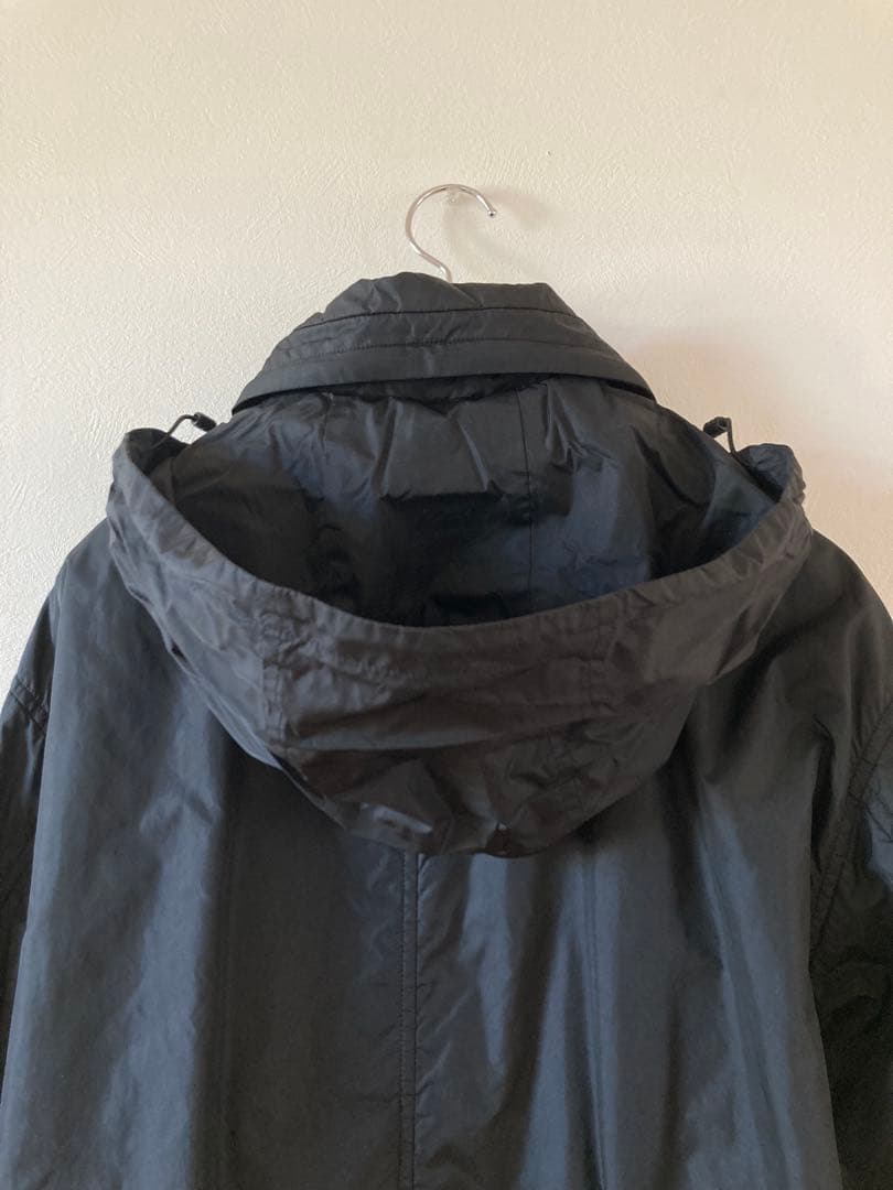 ISSEY MIYAKE ブラック ナイロンジャケット