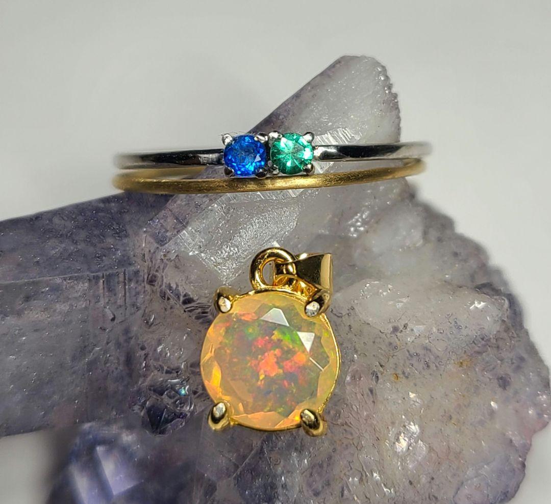 りり七色の遊色です★エチオピア産プレシャスオパール★ペンダントオーダー