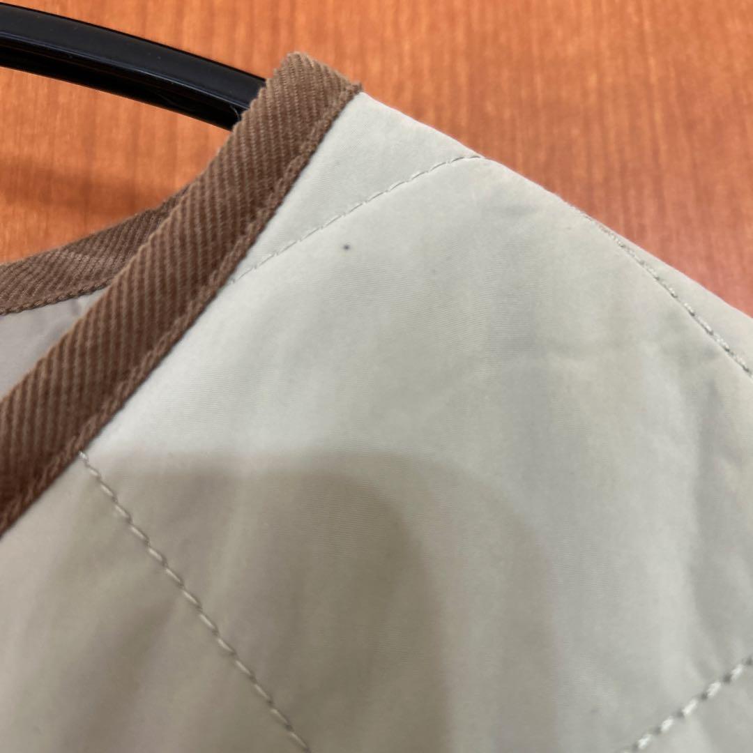 北欧暮らしの道具店　ベスト　よしいちひろさんコラボ　ライトカーキ