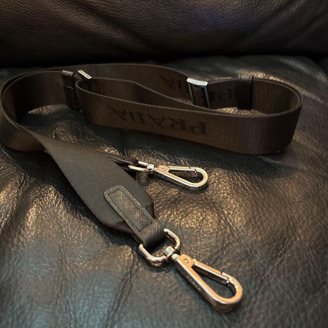 美品　PRADA ブラック ビジネスバッグ