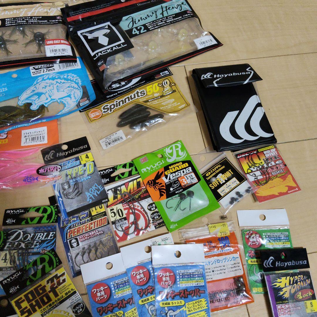 バス釣り引退セット　ワーム、フックやシンカーなど　本当に使える物のみです！！