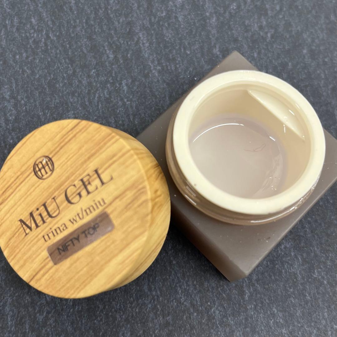 MIUGEL シグネチャーフロート