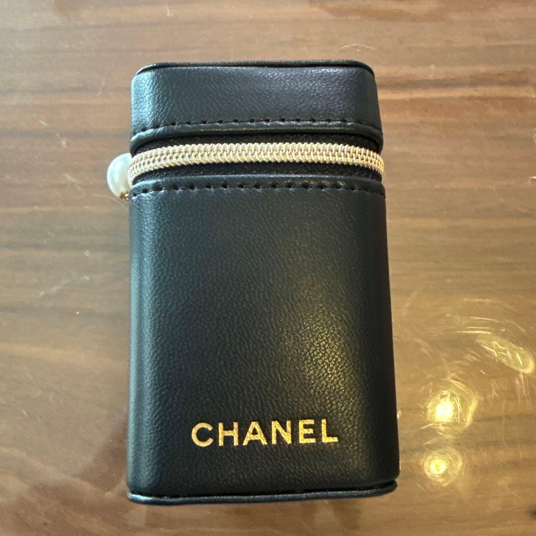 ‼️入手困難‼️ CHANEL ブラックレザー リップケアケース