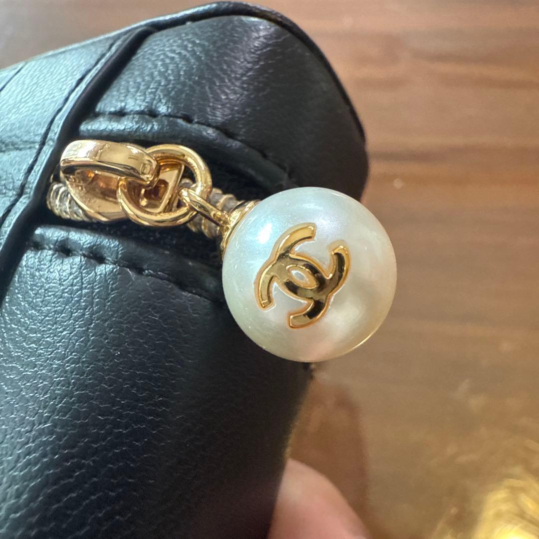 ‼️入手困難‼️ CHANEL ブラックレザー リップケアケース