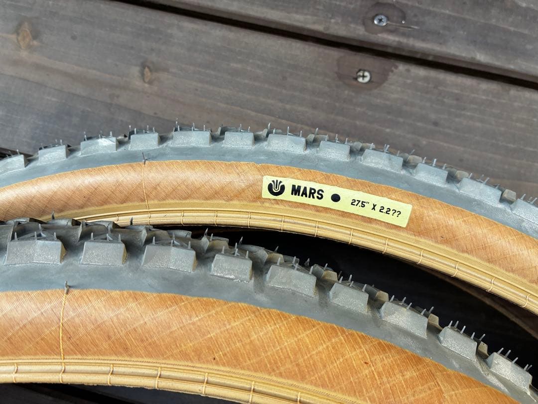 【最終値下げ】ultradynamico MARS 27.5 x 2.2?セット