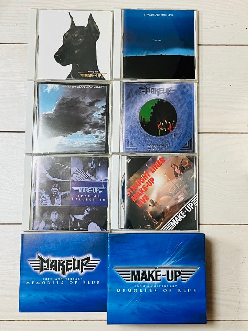 MAKE UP 20周年記念BOX 「MEMORIES OF BLUE」