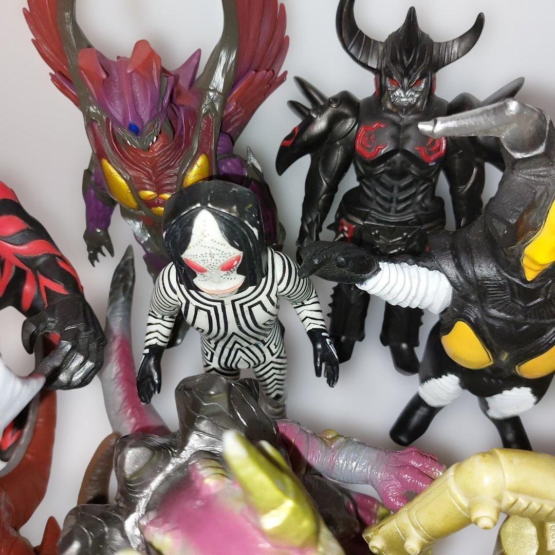ウルトラマン　旧ウルトラ怪獣まとめ売り　キングギドラ、モゲラ他 当時物ソフビ