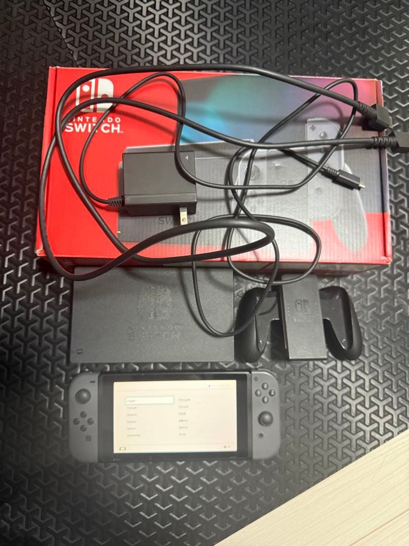NINTENDO switch　グレー