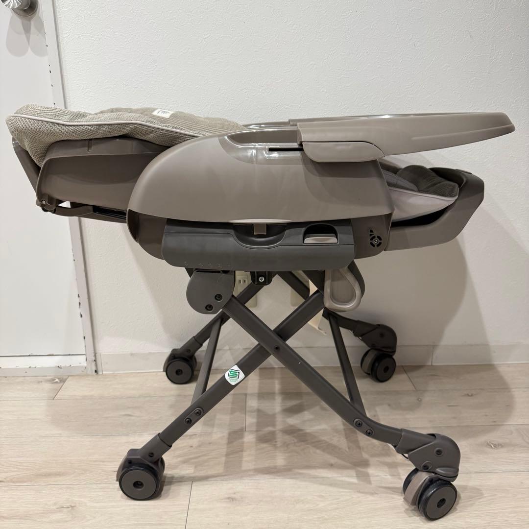 Combi ネムリラ Simplight （トイザらス・ベビーザらス限定モデル）