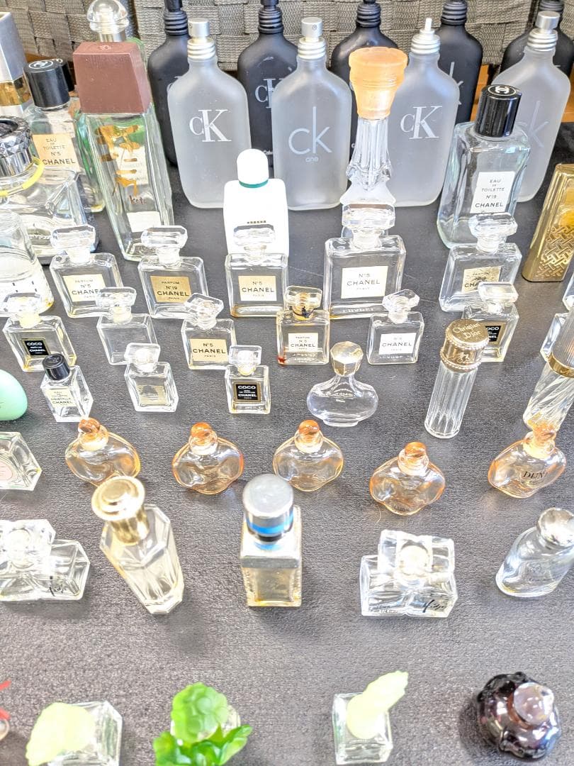 香水空き瓶224点まとめセット大量 シャネル 資生堂 エルメスイヴサンローラン他