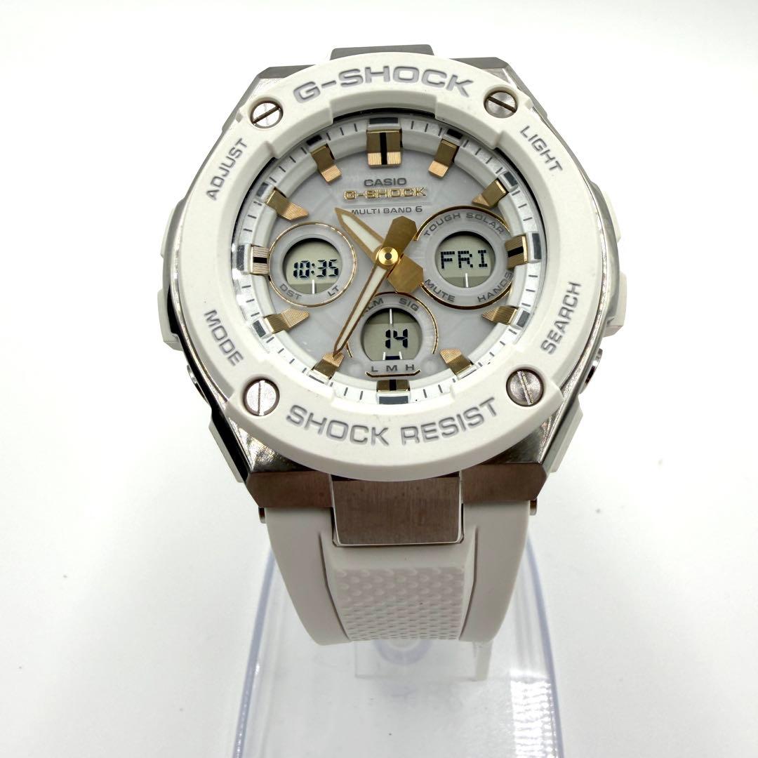 箱付き　美品 G-SHOCK GST-W300 電波ソーラー ホワイト　時計