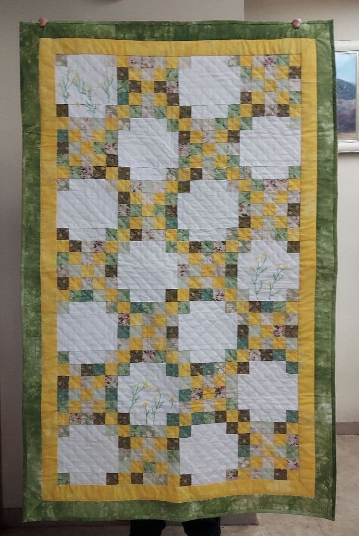 パッチワークキルト　タペストリー