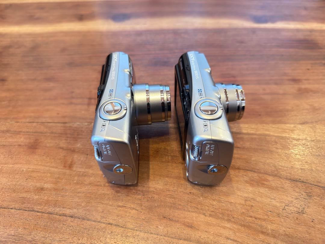 CANON IXY DIGITAL 800 IS キヤノン　イクシー　2台