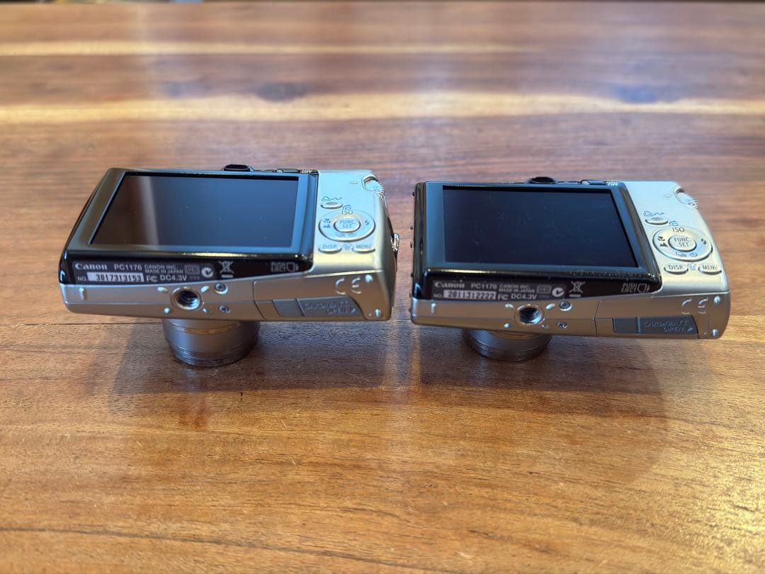 CANON IXY DIGITAL 800 IS キヤノン　イクシー　2台