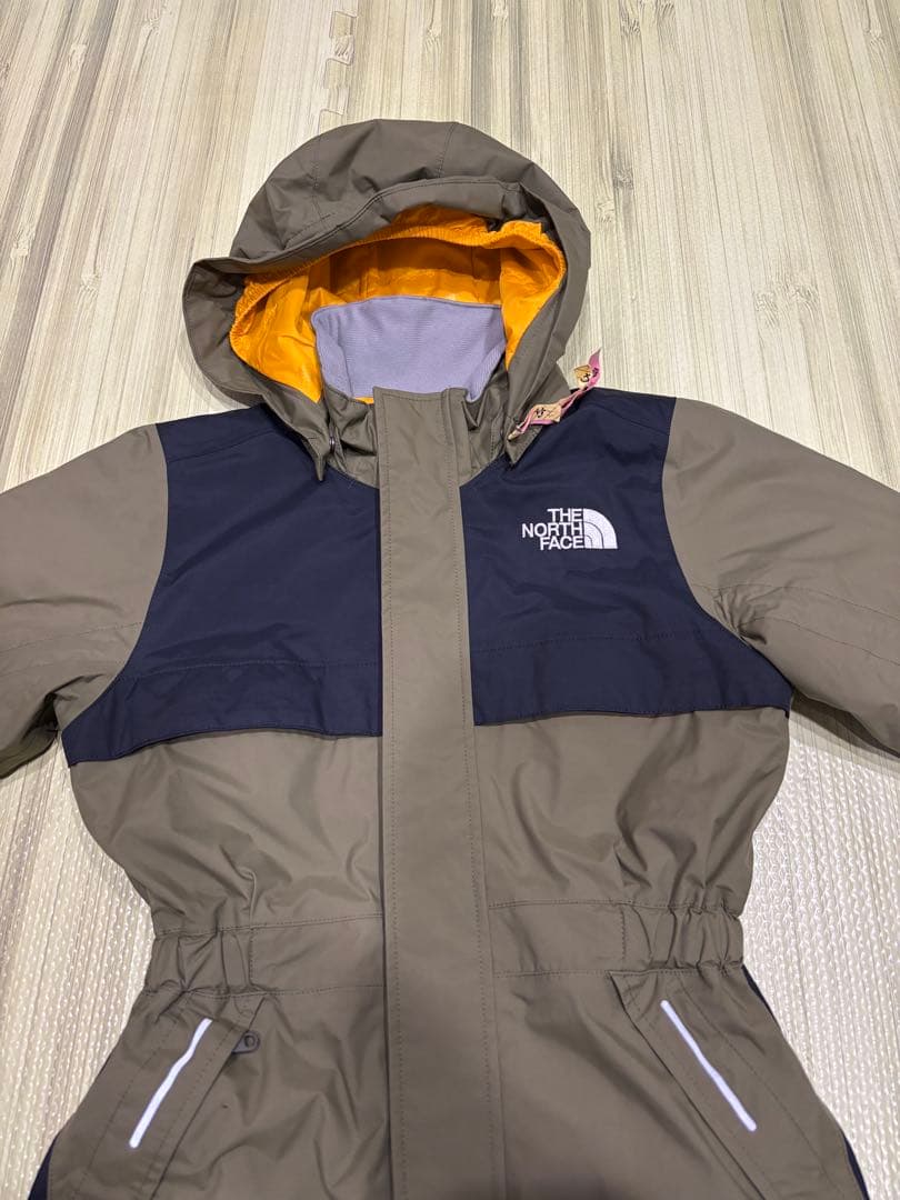 【美品】　ノースフェイス　ジャンプスーツ　スノーウェア　110 クリーニング済