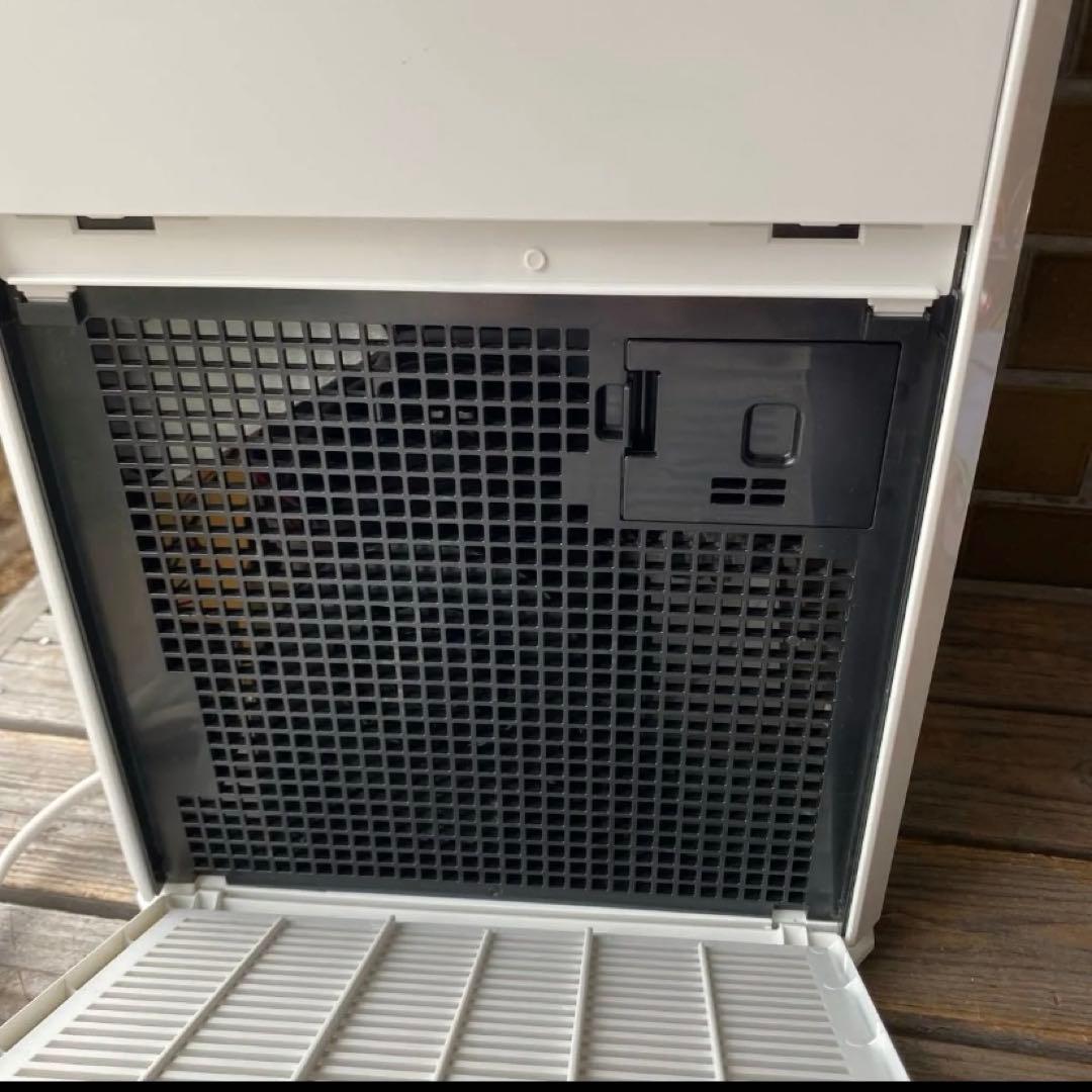 2022年製　ダイキン 空気清浄機 MC55Y-W ストリーマ空気清浄機 25畳