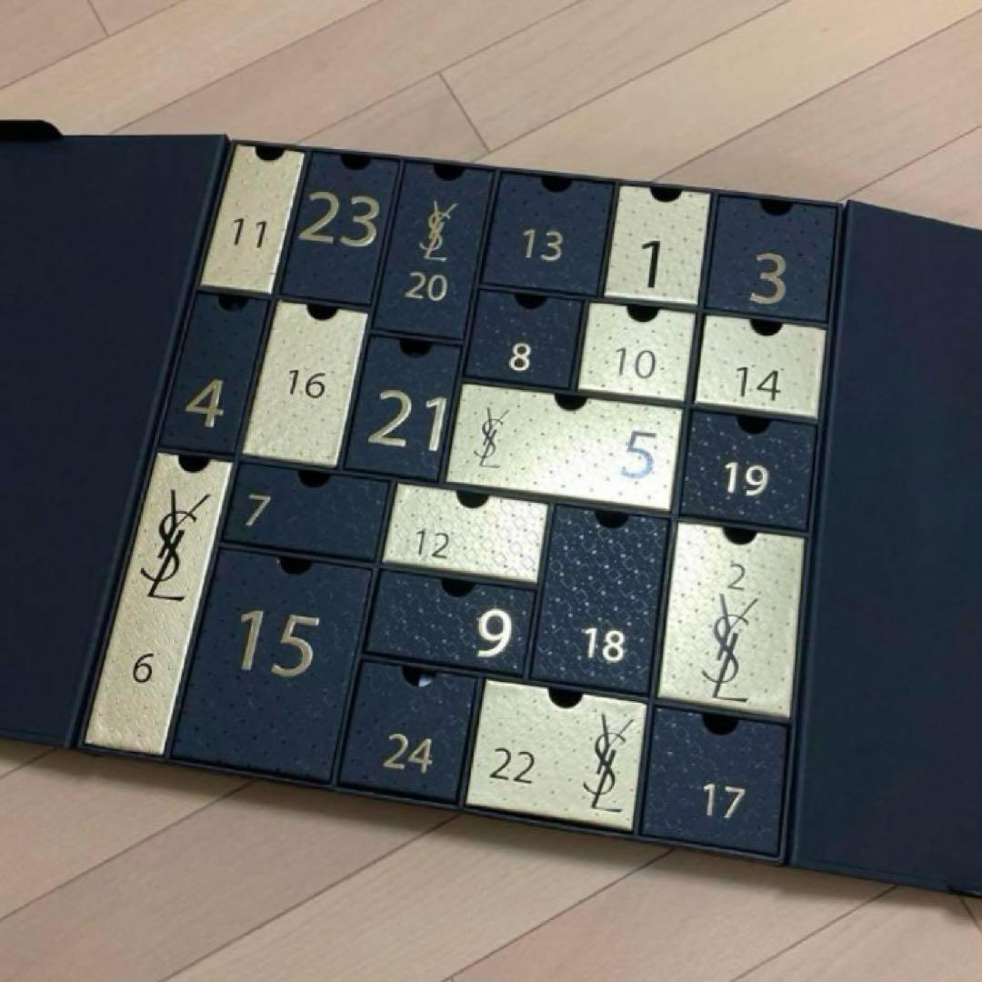 イヴ・サンローラン　アドベントカレンダー