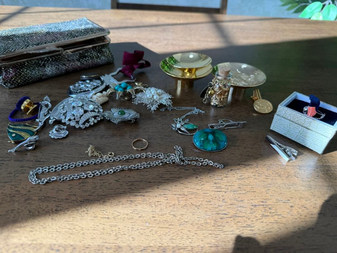 【生前整理】アンティークアクセサリー