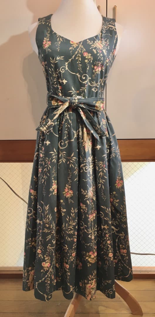 ○juliette et justine グリーンフローラル ワンピース