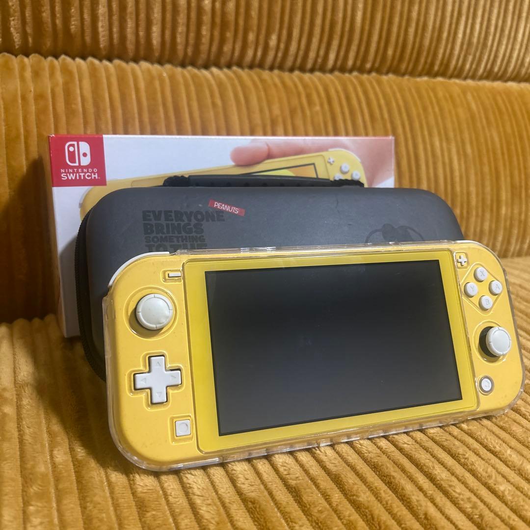 ふ*ま様 Nintendo Switch Lite イエロー 本体　ケース付き