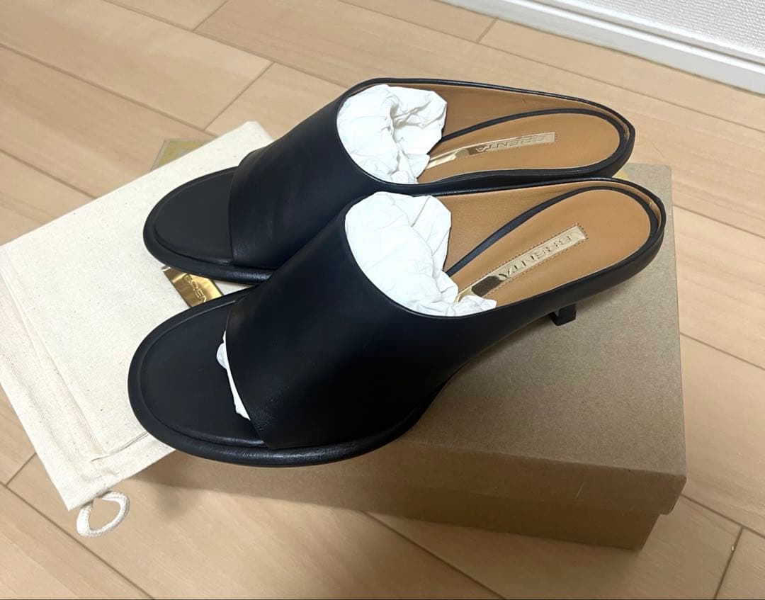 BRENTA ブレンテッラ　黒　ミュール　38