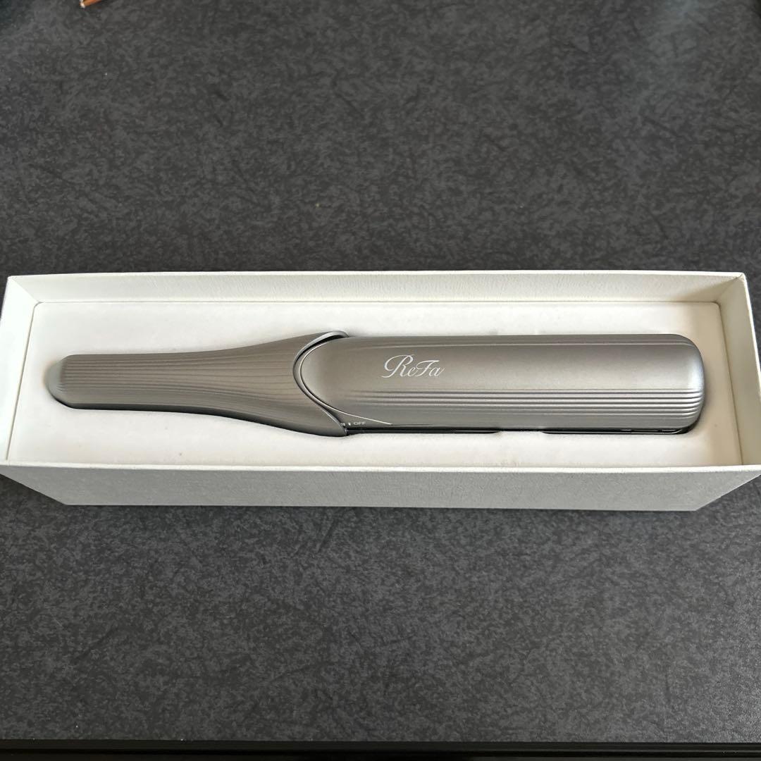 お値下げ中　リファ　フィンガーアイロン　ダークシルバー