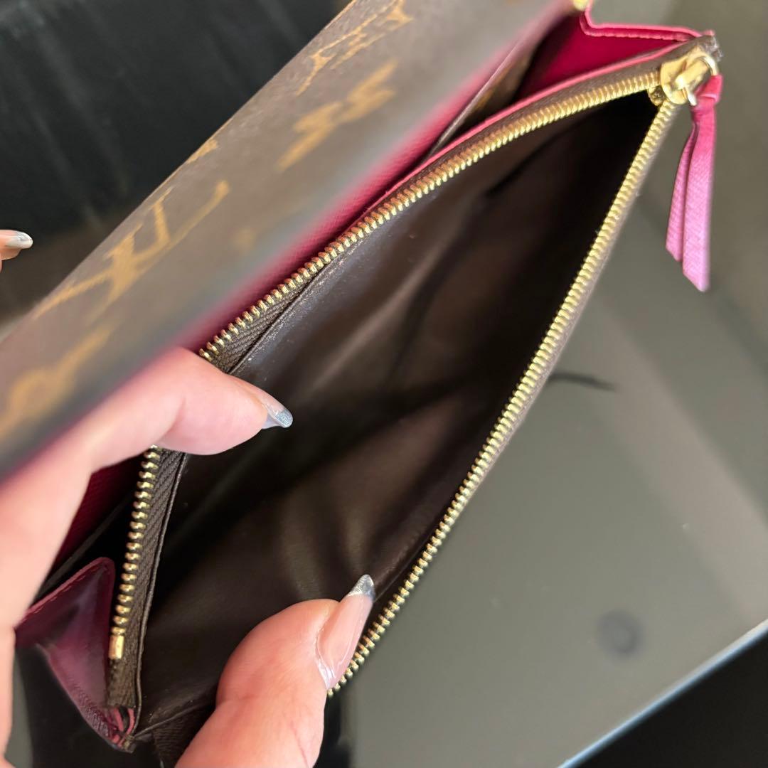 【匿名配送】ルイヴィトン　ポルトフォイユ　エミリー　モノグラム　フューシャ