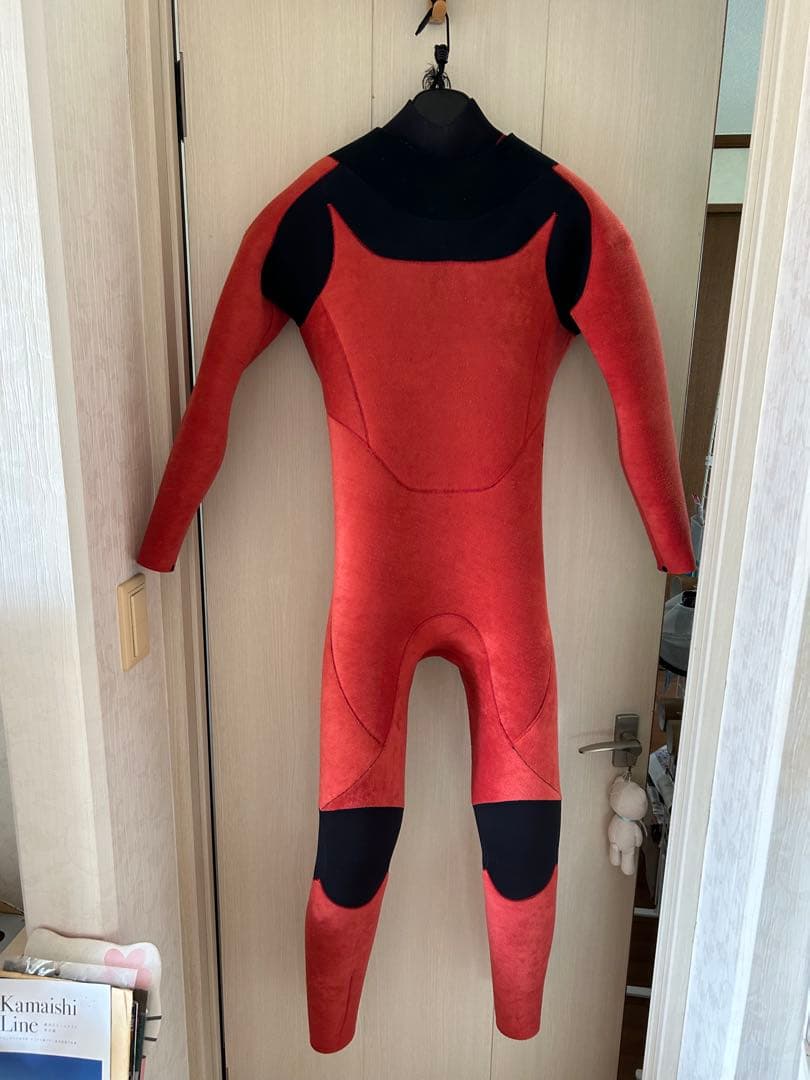 そろそろ冬支度　RASH ラッシュウェットスーツ　セミドライ　L