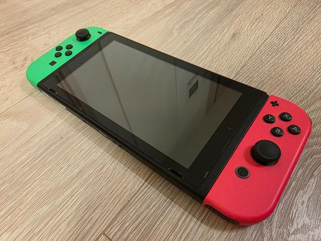 本体同梱版 Nintendo Switch Splatoon2 ケース&SD付き