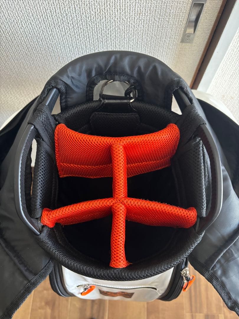 シゲ　　　AVIREX キャディバッグ ホワイトオレンジ