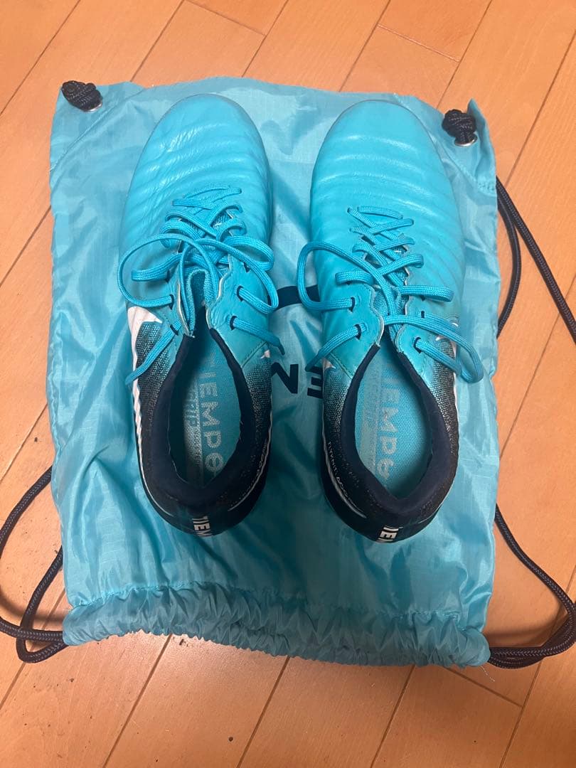 ナイキ ティエンポ レジェンド7 ACC 新品未使用 28.5 ケース付き