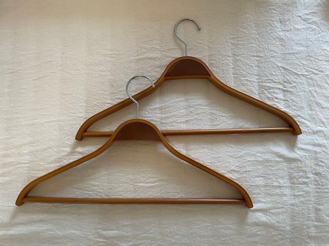 Stussy ロゴ入り木製ハンガー 4本セット