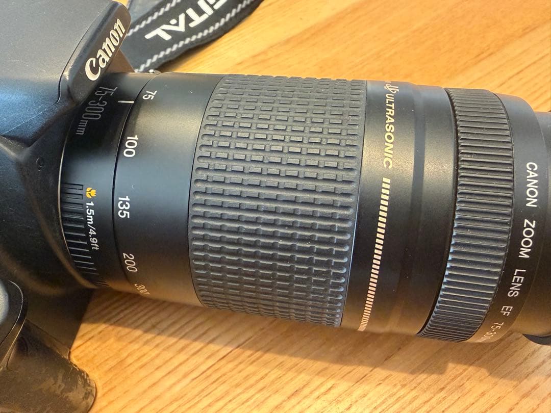 デジタルカメラ Canon EOS Kiss Digital N