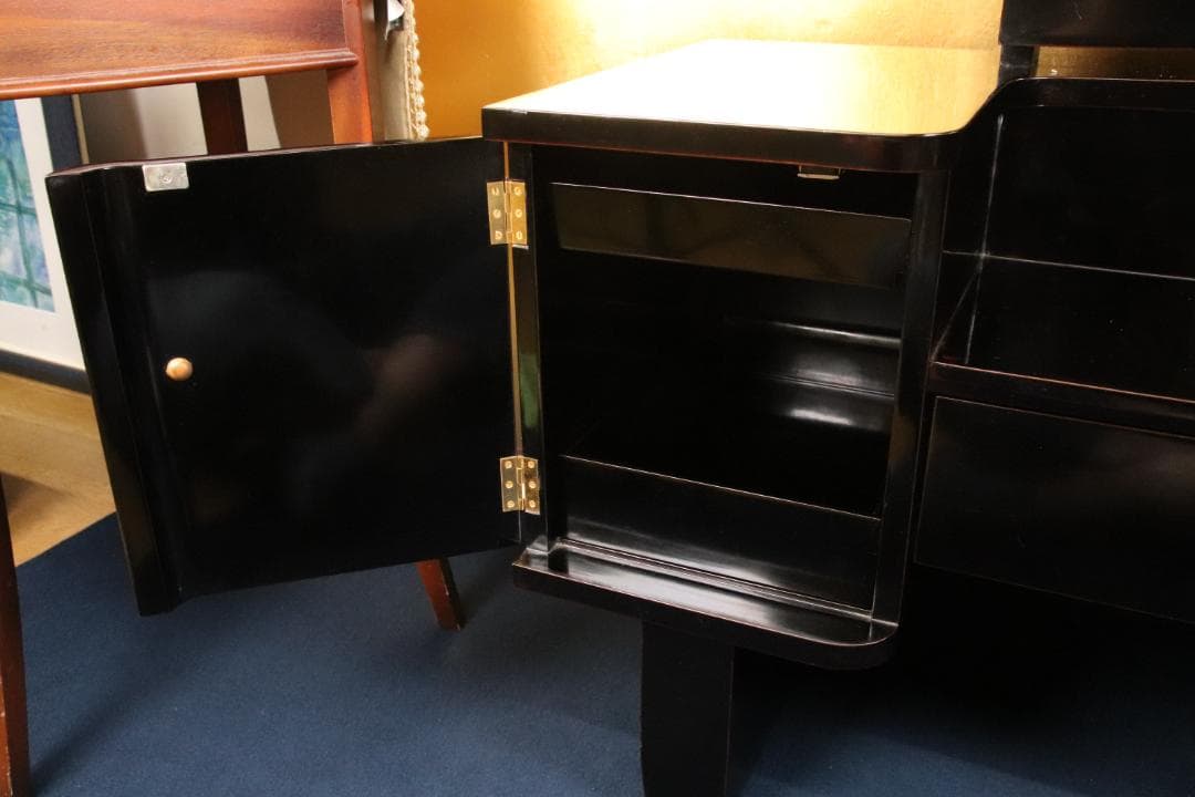 枝垂れ桜、高級輪島塗　黒漆塗り　芍薬蒔絵　台　ドレッサ　三面鏡 BE740