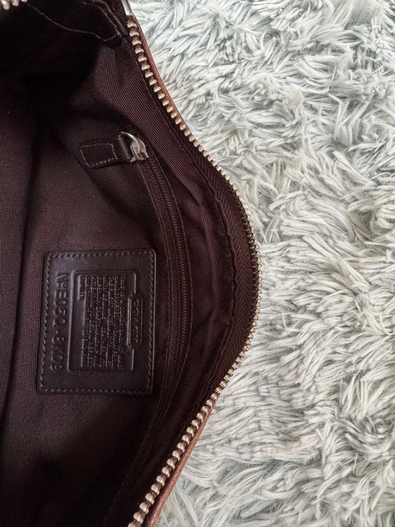 【美品】COACH/コーチ/シグネチャーストライプ・ショルダーバッグ/8K09