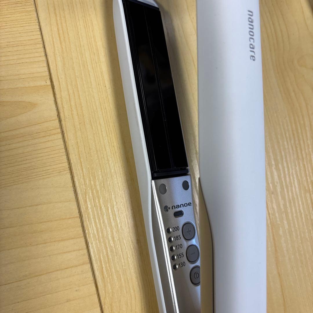 Panasonic ストレートアイロン ナノケア　EH-HS0J ホワイト