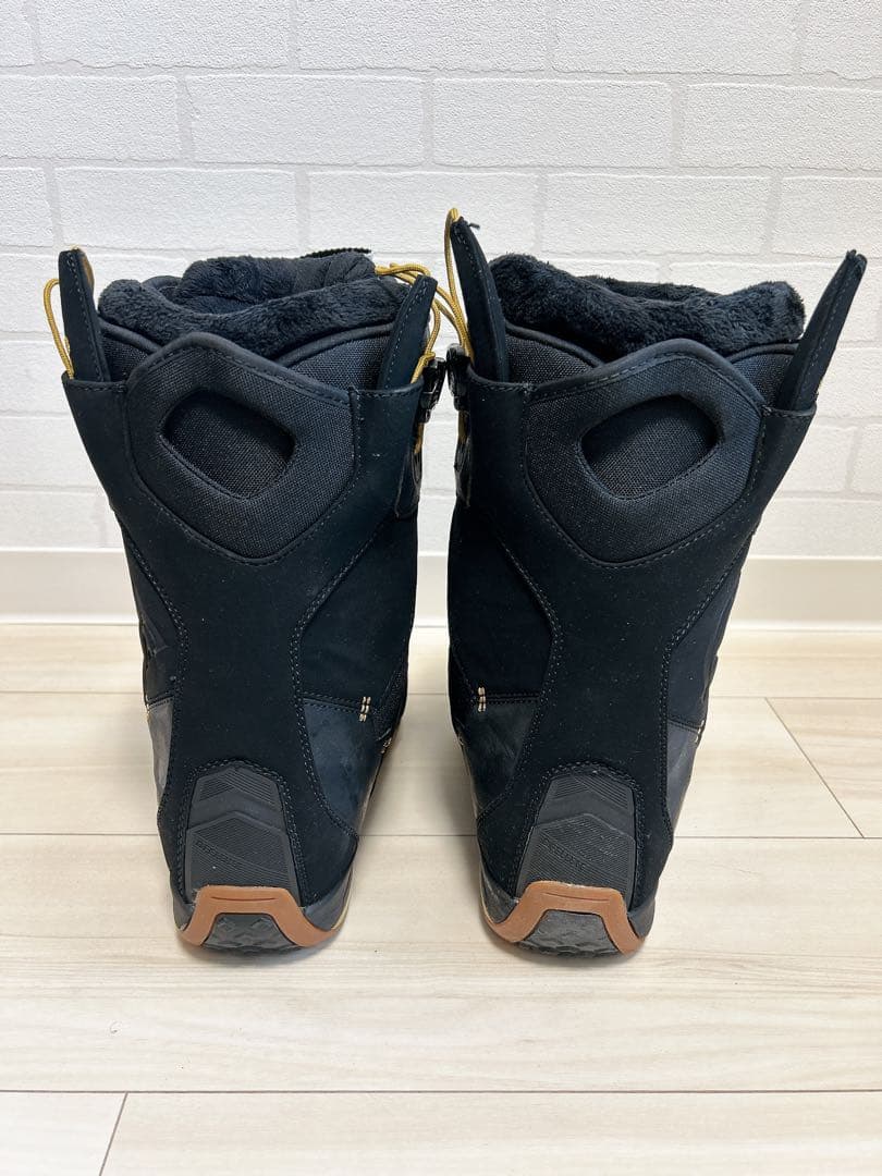 DEELUXE EMPIRE LARAスノボブーツ(23.5)