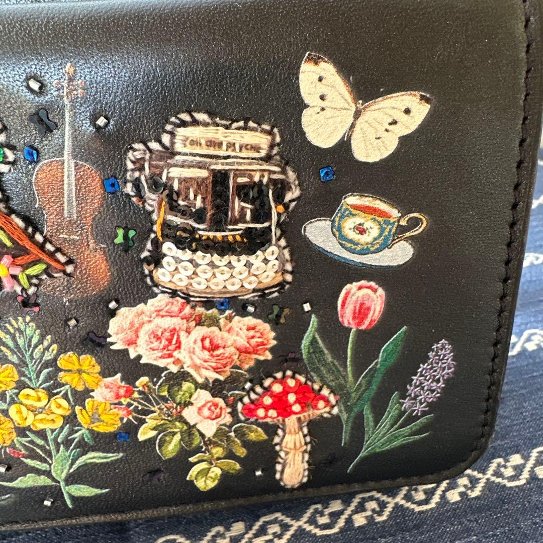 tamaoworldの猫の刺繍レザーポーチ