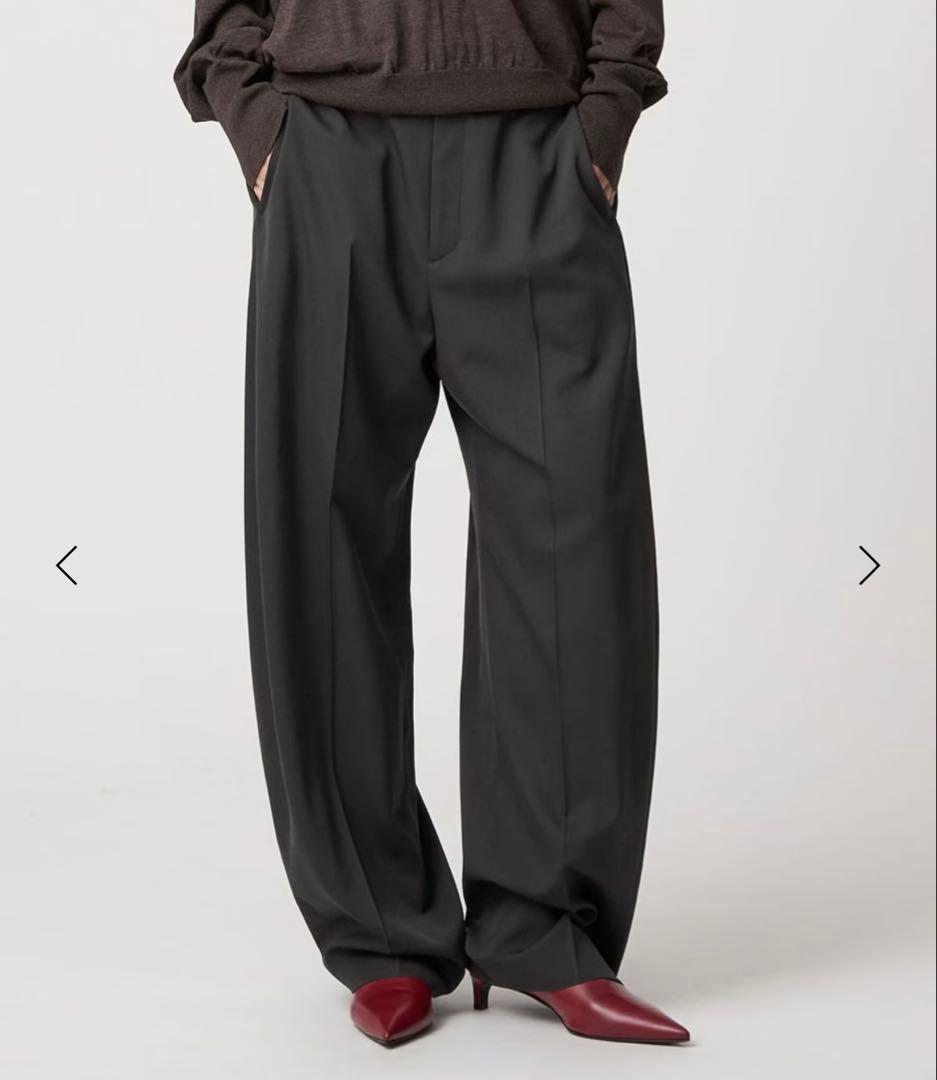 試着のみ【ROKU ロク】グレーカーブパンツ　34サイズ　日本製　今期