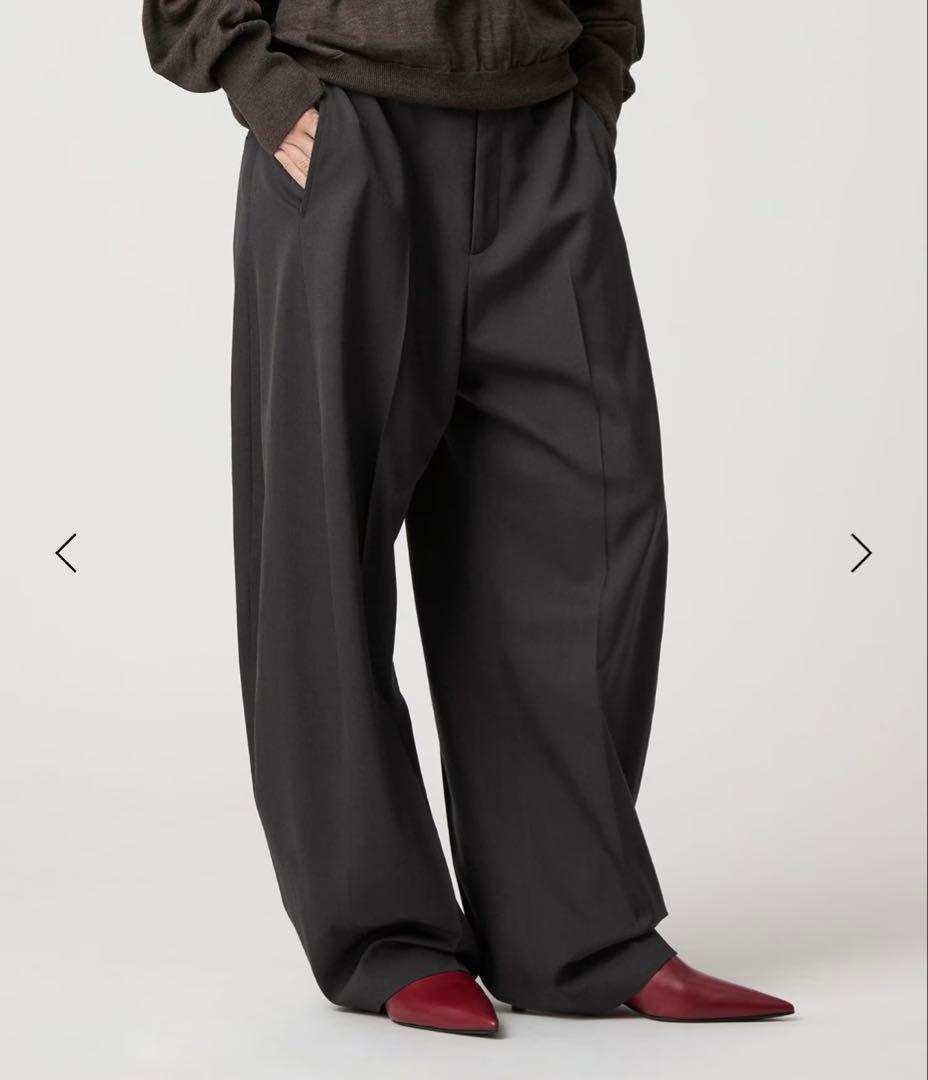 試着のみ【ROKU ロク】グレーカーブパンツ　34サイズ　日本製　今期