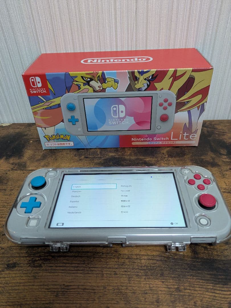 Nintendo Switch Lite ザシアンザマゼンタ