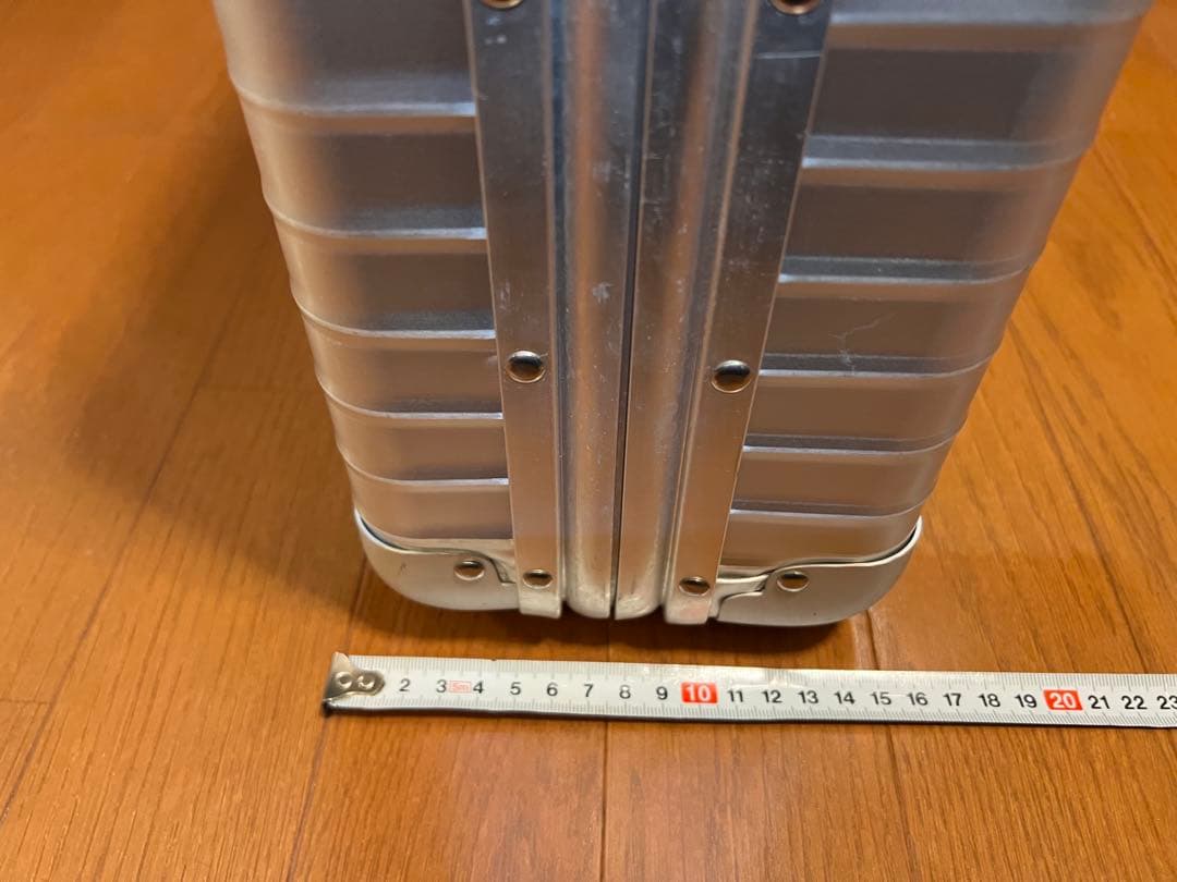 RIMOWA アタッシュケース　 アルミニウム ビジネスバッグ シルバー
