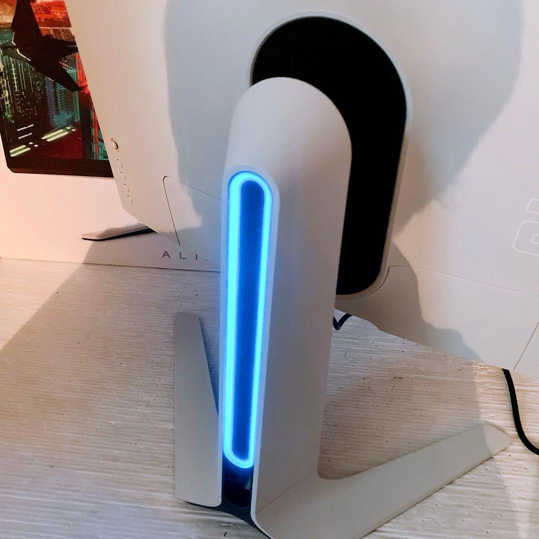 Alienware ゲーミングモニター 240Hz 27インチAW2720HF
