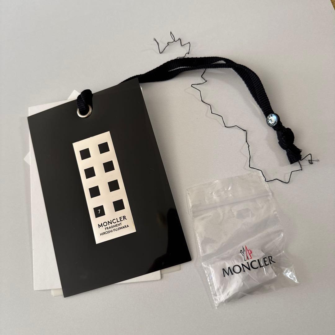 ゆき 新品未使用 Moncler Genius FRGMENT SVEN