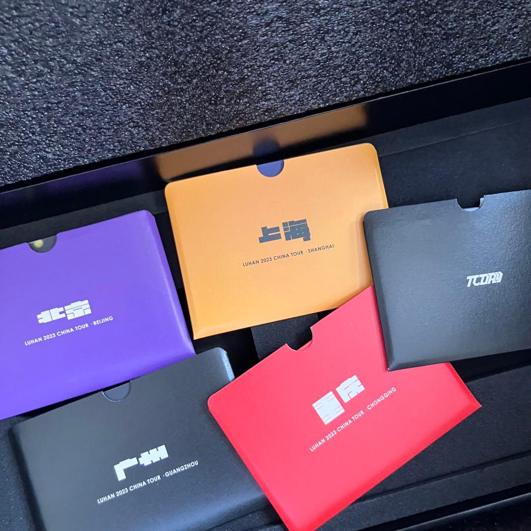 鹿晗　ルハン 2023 πday ツアー　usbアルバム セットver 演唱会