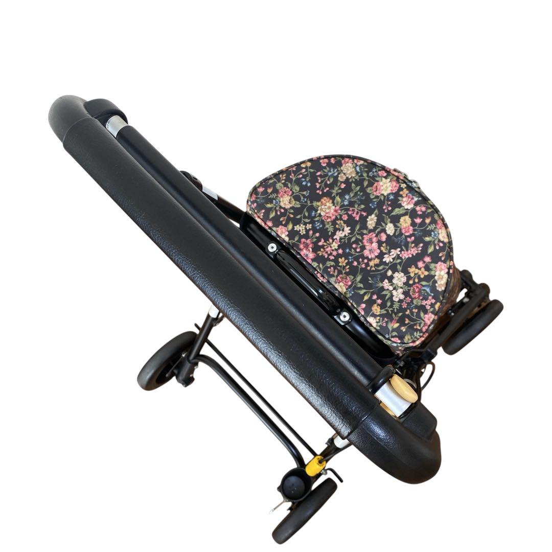 象印ベビー ウィズワン・シャオ シルバーカー ブラックフレーム Bフラワー 軽量