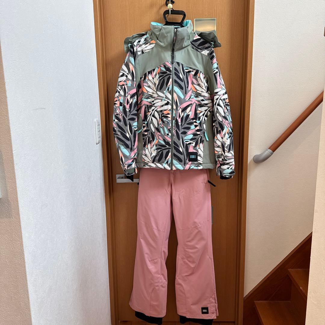 O'NEILL スノーボードウェア ジャケット パンツ セット L