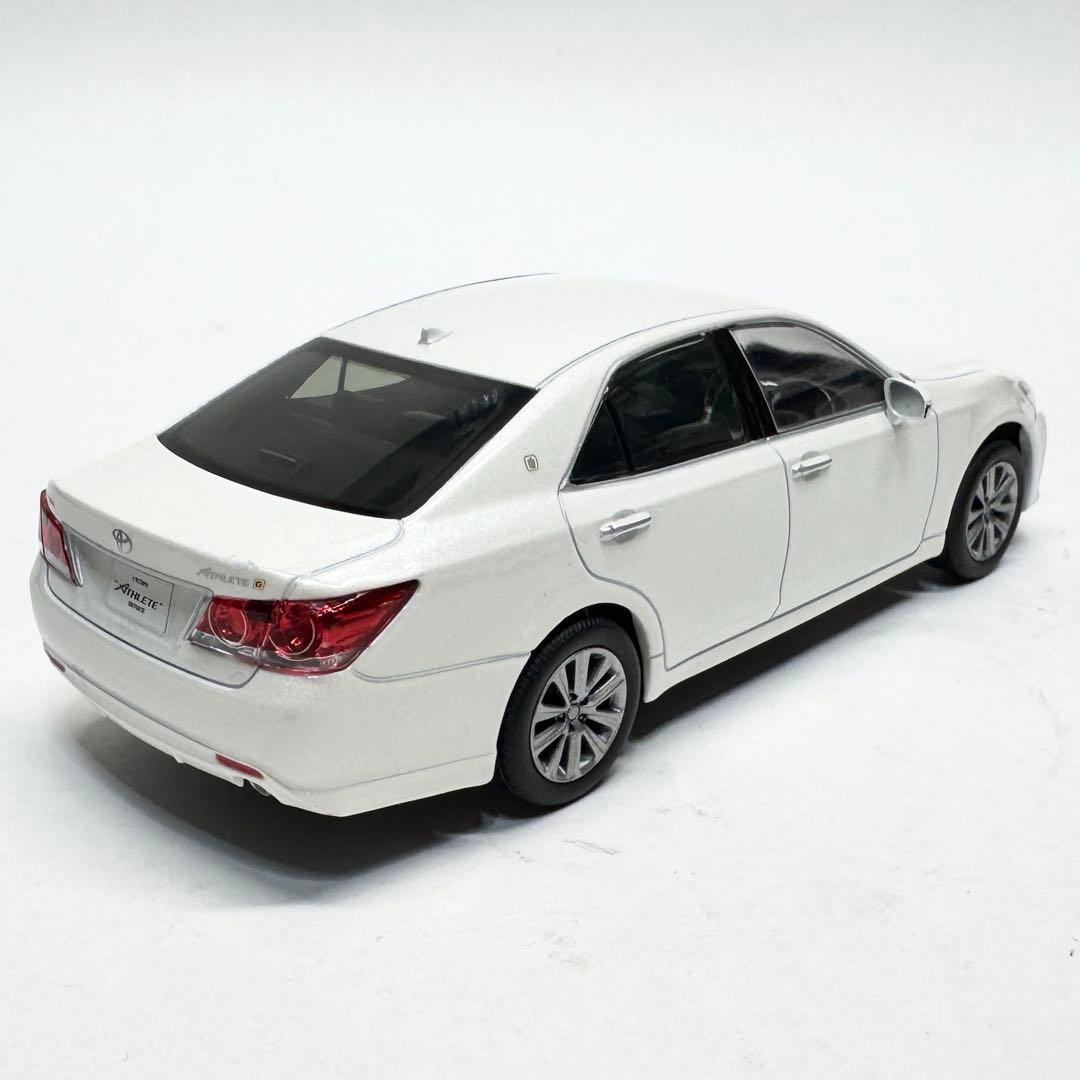 最安値 トヨタ クラウンアスリート カラーサンプル