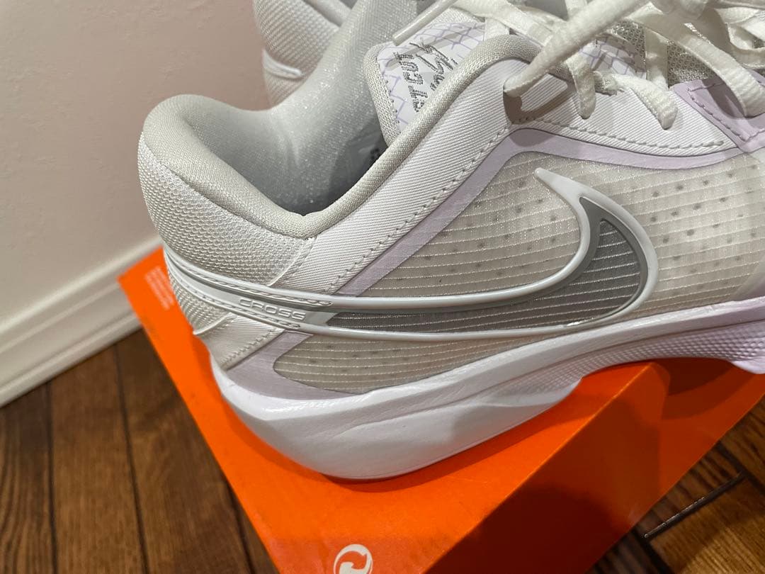 新品未使用　NIKE ナイキ エアズーム GT CUT クロス EP