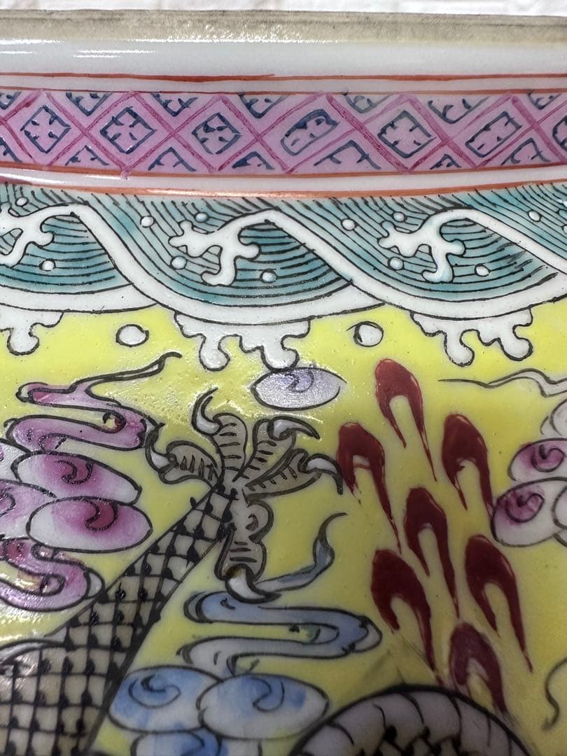 中国美術　龍図　乾隆年製　五彩　骨董品　巨大　民国から文化大革命時代